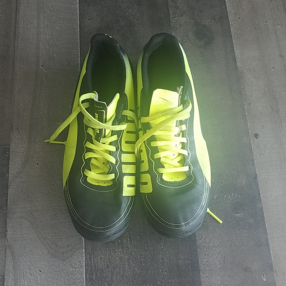 Puma indoor turf sneakers
